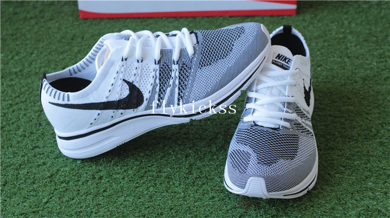 Nike Flyknit Trainer White Black